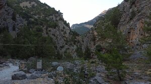 Τραυματίστηκαν νεαρές τουρίστριες στο Φαράγγι της Σαμαριάς: Έπεσαν πάνω τους πέτρες