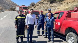 Επίσκεψη στις πυρόπληκτες περιοχές και συναντήσεις με στελέχη της Πυροσβεστικής