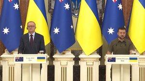 Νέα στρατιωτική βοήθεια υπόσχεται στο Κίεβο ο πρωθυπουργός της Αυστραλίας