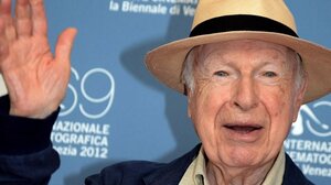 Ο κόσμος του θεάτρου αποχαιρετά τον πρωτοπόρο σκηνοθέτη Πίτερ Μπρουκ 