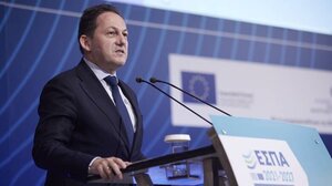 Πέτσας: Η πίεση του πληθωρισμού θα κρατήσει μήνες - Εκλογές την Άνοιξη του 2023