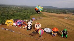 Ο ουρανός γέμισε μπαλόνια!
