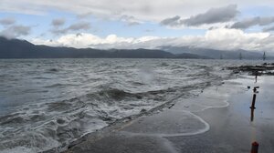 Σκύρος: Σοβαρά προβλήματα από την κακοκαιρία - Κατέρρευσαν δύο γέφυρες