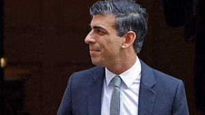 Λιγότερο πλούσιος αλλά πάλι ... πολύ πλούσιος ο Ρίσι Σούνακ