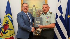 Με τον Αντώνη Τσουρδαλάκη συναντήθηκε ο αρχηγός ΓΕΕΘΑ