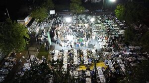 Ορεστιάδα: Κατέρρευσε και πέθανε χορευτής στη διάρκεια πολιτιστικών εκδηλώσεων!