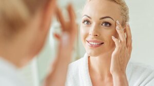 Μπορεί το face taping να νικήσει τις ρυτίδες φυσικά;