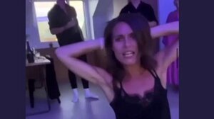 Σάνα Μάριν: Αντιδράσεις για βίντεο που τα "σπάει" σε ξέφρενο πάρτι 