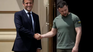 Το δραματικό τηλεφώνημα Ζελένσκι - Μακρόν τις πρώτες ώρες του πολέμου