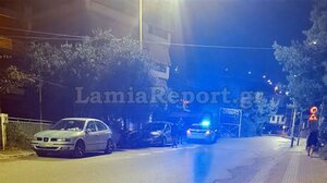 Ο ντελιβεράς είδε τους κλέφτες να πηδούν από τον 1ο όροφο