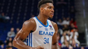 Γενναιόδωρος ο Γιάννης Αντετοκούνμπο: άφησε tips 3.000 ευρώ σε μαγαζί στη Μύκονο!