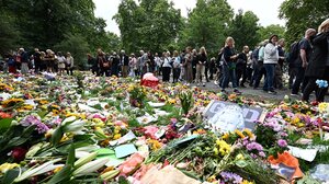 Βασίλισσα Ελισάβετ: Έκλεισαν οριστικά οι ουρές για το λαϊκό προσκύνημα