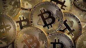 Bitcoin: Η «εξόρυξη» του κρυπτονομίσματος βλάπτει σοβαρά το περιβάλλον