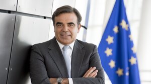 Τι απαντά το περιβάλλον Σχοινά για το Qatargate