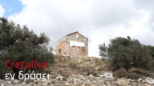 Προφήτης Ηλίας: Το εκκλησάκι - σήμα κατατεθέν του σεισμού - που "ξαναγεννήθηκε"!