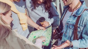 Η Ελλάδα στην τριάδα με τους πιο δημοφιλείς προορισμούς για το Φθινόπωρο