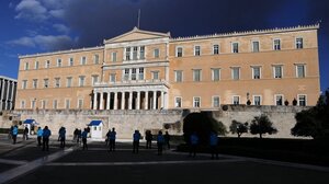 Στη Βουλή, σήμερα, το προσχέδιο του προϋπολογισμού για το 2023