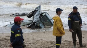 Η επιμήκυνση της τουριστικής περιόδου κι ένας κουβάς για τα βρόχινα… καλού κακού!