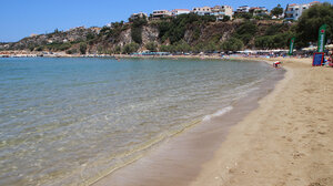 Νέες υποδομές για την ασφαλή πρόσβαση ΑμεΑ στις παραλίες του Αποκόρωνα