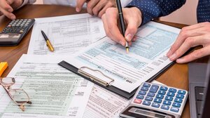 Οι νέες «πατέντες» της φοροδιαφυγής: Πώς δρουν οι επιτήδειοι, πώς τους πολεμά η ΑΑΔΕ