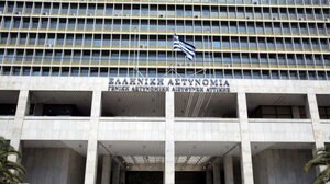 Αυτοβούλως στη ΓΑΔΑ άλλο ένα άτομο που συνομιλούσε με το προφίλ της 12χρονης