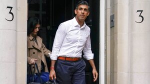 Ο πρωθυπουργός Ρϊσι Σούνακ συναντήθηκε με τον Γάλλο πρόεδρο Μακρόν