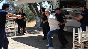 Εξελίξεις στο Σασμό: Συλλαμβάνεται ο πραγματικός δολοφόνος του Άγγελου, η Καλλιόπη αποφυλακίζεται!