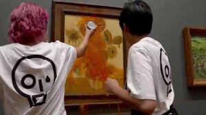 Πέταξαν ντοματόσουπα στον πίνακα «Ηλιοτρόπια» του Bαν Γκογκ