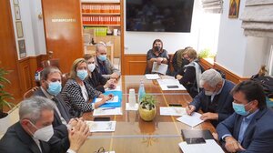 Δύο μελέτες για έργα ανακαίνισης σε Βενιζέλειο και Πανάνειο υπέγραψε ο Περιφερειάρχης Κρήτης