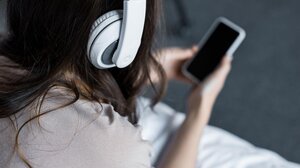 "Καμπανάκι" ειδικών για την χρήση ακουστικών από παιδιά - Οι κίνδυνοι