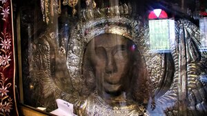 Στον Μανταμάδος της Μυτιλήνης είναι η μοναδική ανάγλυφη εικόνα του Ταξιάρχη…*