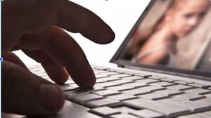 Συνελήφθη 20χρονος για παιδική πορνογραφία