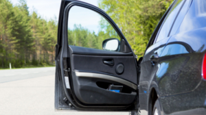 Aνδρας εντοπίστηκε νεκρός μέσα στο αυτοκίνητό του στην Κερατέα