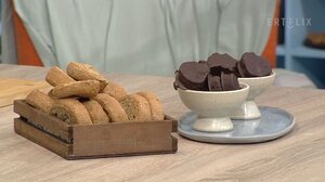 Καριόκες με κρητικό παξιμάδι και γλυκό νερατζάκι