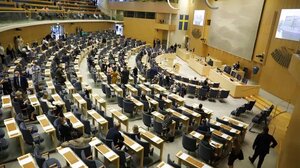 Η Σουηδία αλλάζει Σύνταγμα για να κάμψει το «βέτο» της Τουρκίας στο ΝΑΤΟ