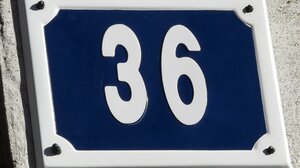 "Ανυπαρξία αριθμών των οδών στο κέντρο της πόλης"