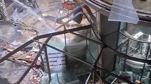 Εικόνες σοκ στη Γερμανία: Εξερράγη τεράστιο ενυδρείο σε ξενοδοχείο