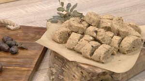 Παξιμαδάκι με θρούμπα Χίου και γλυκάνισο