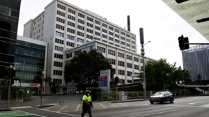 Aρνούνται να δοθεί "αίμα εμβολιασμένου κατά της covid" στο άρρωστο βρέφος τους