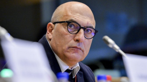 Ιταλία: Το Δημοκρατικό Κόμμα ανέστειλε την κομματική ιδιότητα του ευρωβουλευτή Αντρέα Κοτσολίνο