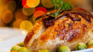 Διατροφή: Γιατί στις γιορτές παίρνουμε κιλά;