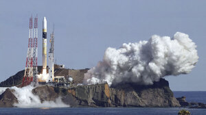 Η Ιαπωνία εκτόξευσε δορυφόρο για να παρακολουθεί τη Βόρεια Κορέα