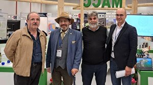 Από τα πρόβατα γάλα και από το μαλλί λίπασμα-Τίποτε χαμένο για τους «Περήφανους Αγρότες»