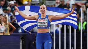 Άφησε το ακόντιο και έπιασε τη μαγειρική