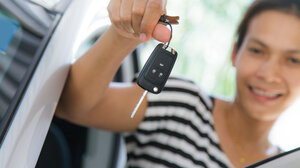 Ήθελαν να αγοράσουν αυτοκίνητα από τις μικρές αγγελίες και έχασαν τα χρήματά τους