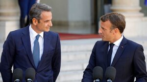 Ενίσχυση των στρατηγικών συμμαχιών της Ελλάδας – Επικοινωνία Κ. Μητσοτάκη με Εμ. Μακρόν