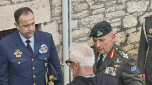 Την οικογένεια του υποσμηναγού επισκέφθηκε ο Κ. Φλώρος