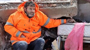 Συνεχίζονται οι ισχυροί μετασεισμοί στην πολύπαθη Τουρκία - Συγκλονίζουν οι εικόνες