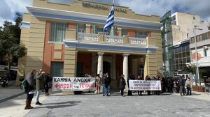 Στο δρόμο του αγώνα και οι Καλλιτέχνες