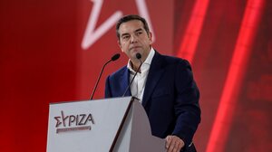 Πυρετώδεις ετοιμασίες για την ομιλία Τσίπρα στα Χανιά